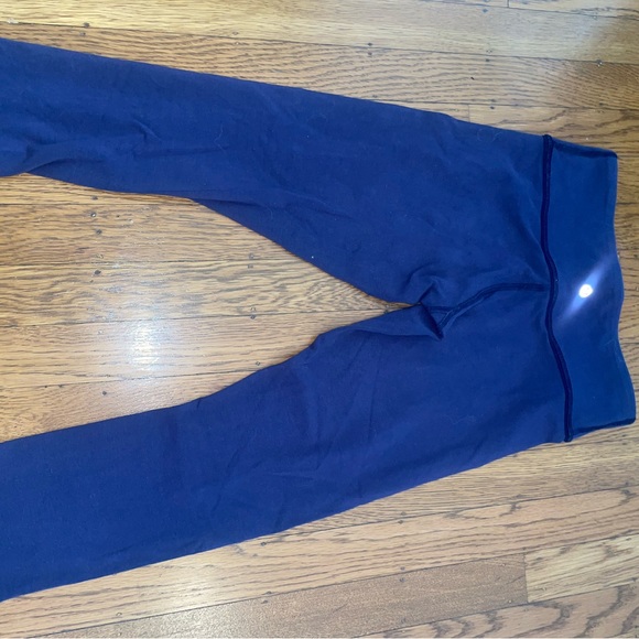 Navy Lulu leggings - Picture 2 of 3